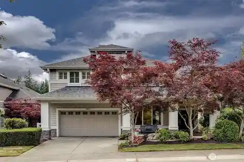 Charming Craftsman Design Meets Modern Comfort
