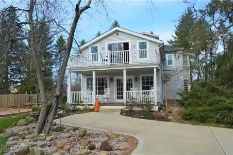 Amazing Home in an Inspiring Country Setting