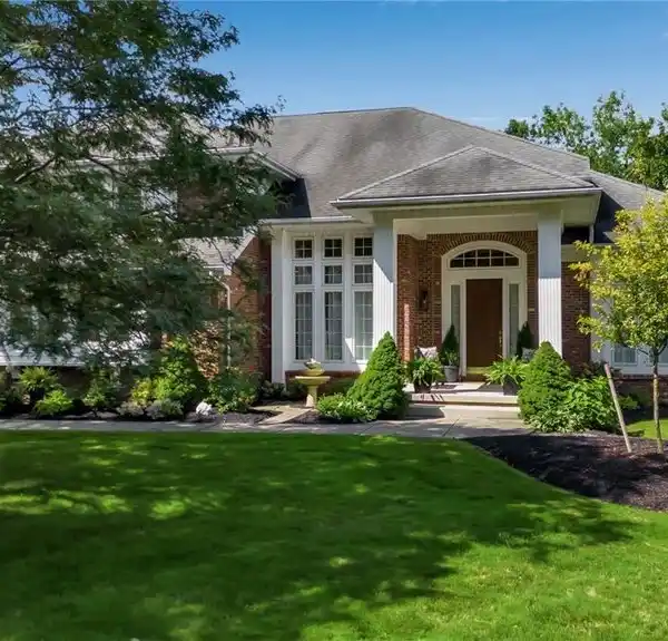 SUN-DRENCHED HOME WITH HEAVENLY DETAILS