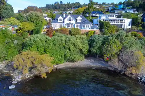 Rare Lakefront Retreat