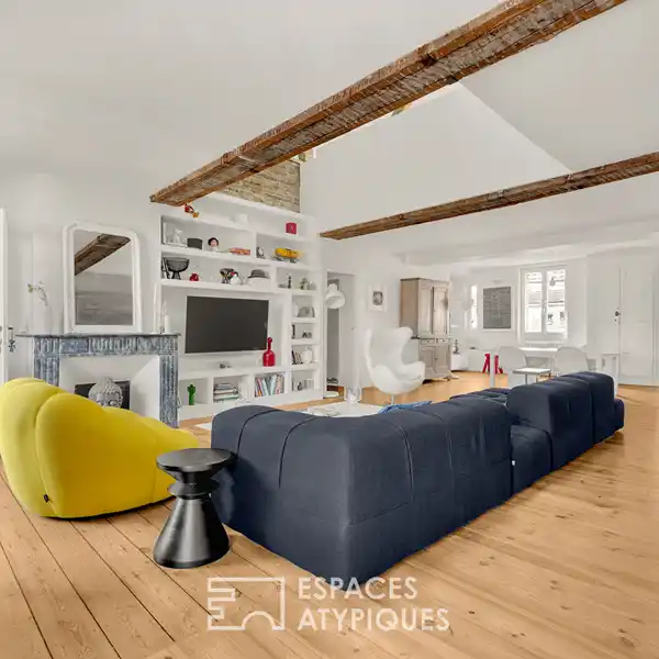 TOP-FLOOR DUPLEX IN AN EXCEPTIONAL LOCATION