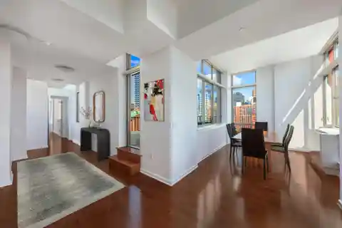 Stunning Home Offering Manhattan Skyline Views