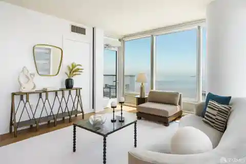 South Beach Luxury Living at the Harrison