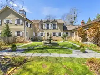 Beautifully Furnished Circa 1820 Victorian Home for Rent