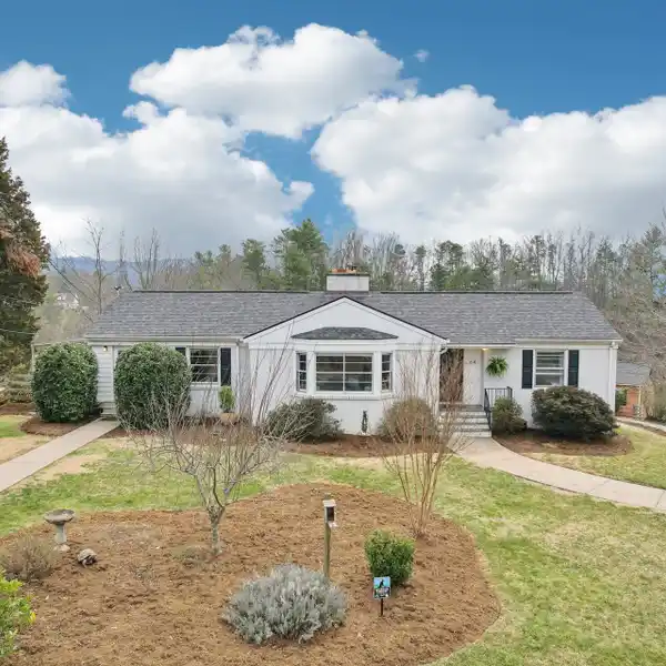 ONE-OF-A-KIND HOME IN A PRIME LOCATION