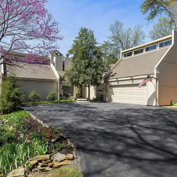 EXTENSIVELY RENOVATED ARCHITECTURAL BEAUTY
