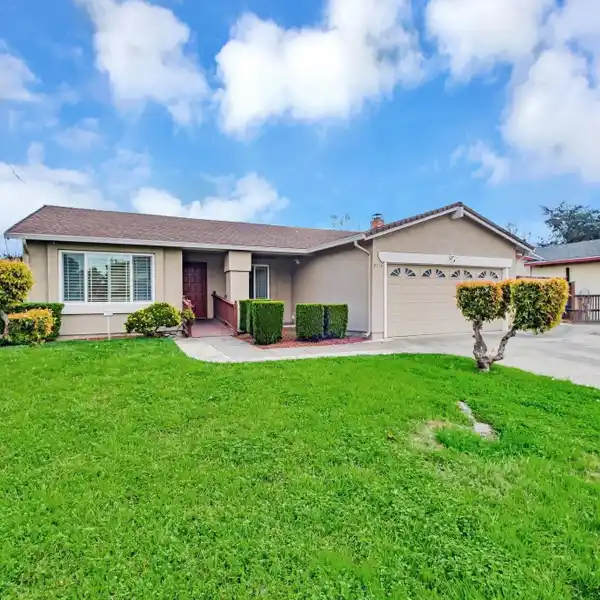 CHARMING SINGLE-STORY HOME