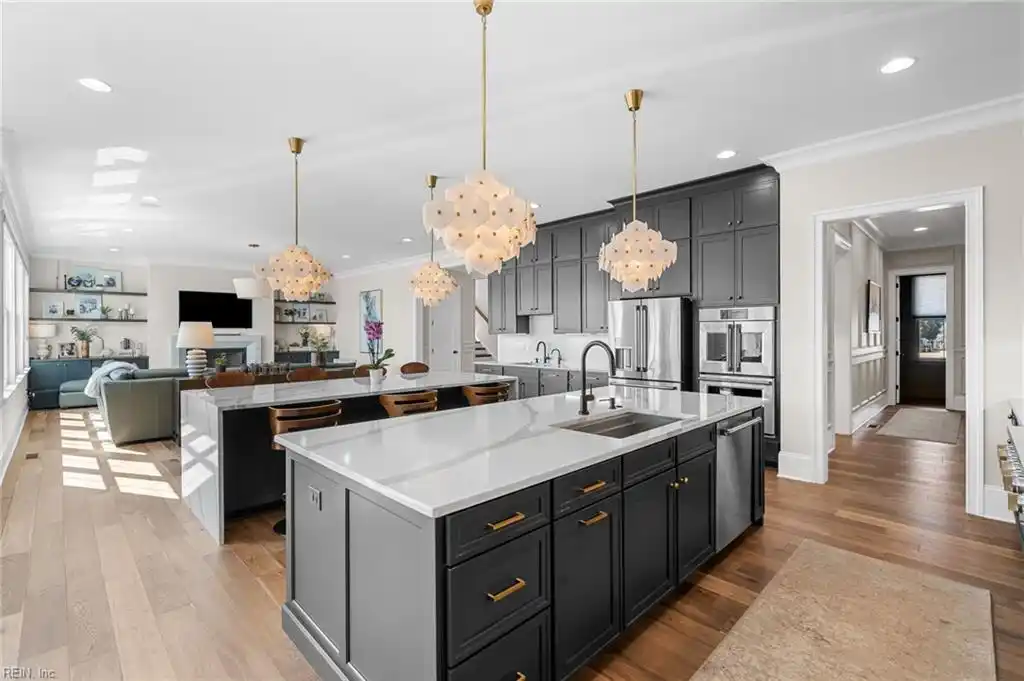 Exceptional New Construction