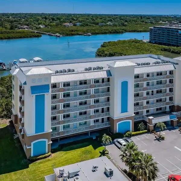 STUNNING SECOND FLOOR RESIDENCE