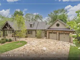 New Residence in Coveted Wildcat Cliffs