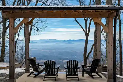 137 Acres with Private Compound Potential