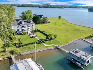 Spectacular Gated Home on Lake Lanier