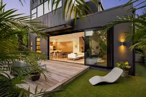 Bold Architectural Home with a Relaxing Atmosphere Design