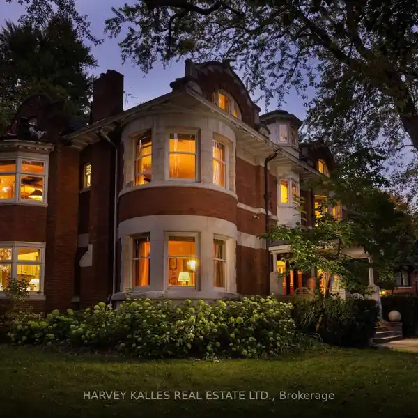 LANDMARK MANSION IN PRESTIGIOUS ROSEDALE