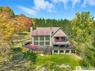 Spacious Mountain Estate Near Holiday Valley Skiing