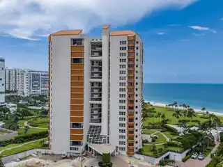 Sunset Views and Luxury Living in Naples