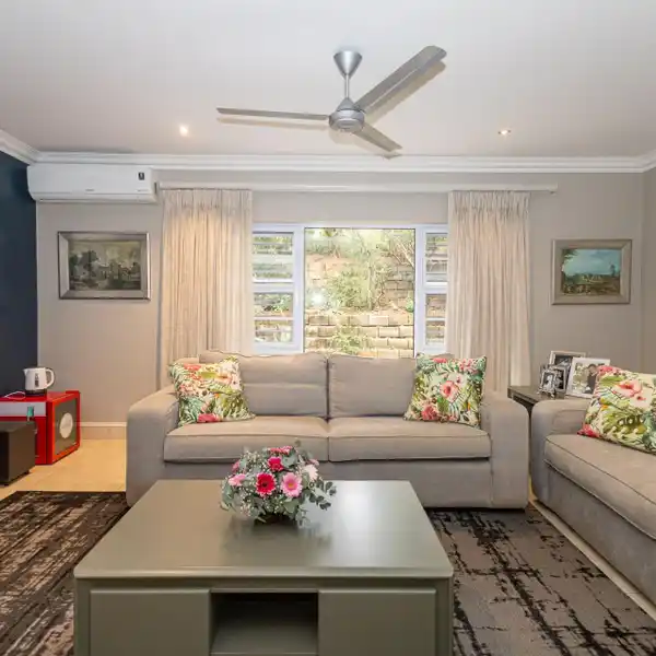 WILDLIFE ESTATE GLAMOUR WITH PRIVATE CINEMA