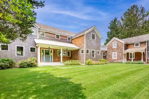 Impeccable Custom Home for Rent