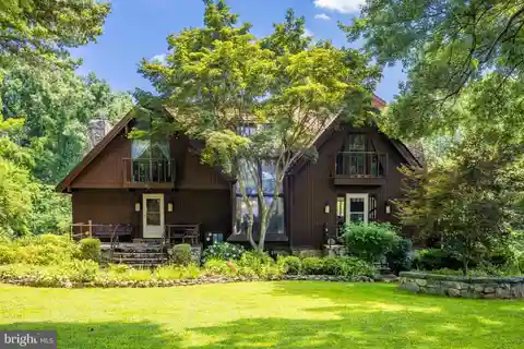 Private Woodland Retreat on Nearly Two and a Half Acres