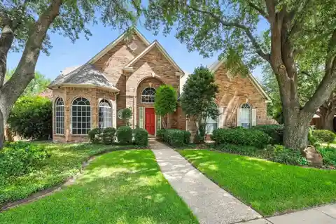 Beautiful Home in  Sought-after Stone Lakes