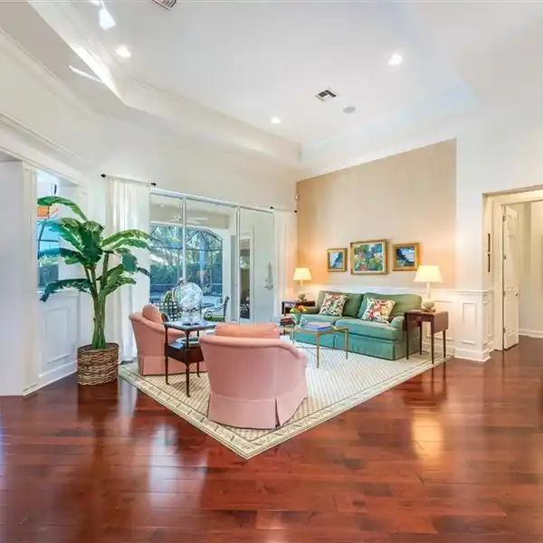 NAPLES MEETS PALM BEACH IN BANYAN WOODS