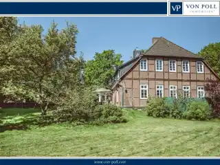 Your Private Refuge: Idyllic Country House with Holiday Apartment and Horse Keeping Facilities