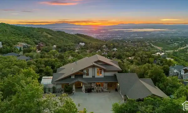 PRIVATE SANCTUARY ON OVER SIX WOODED ACRES