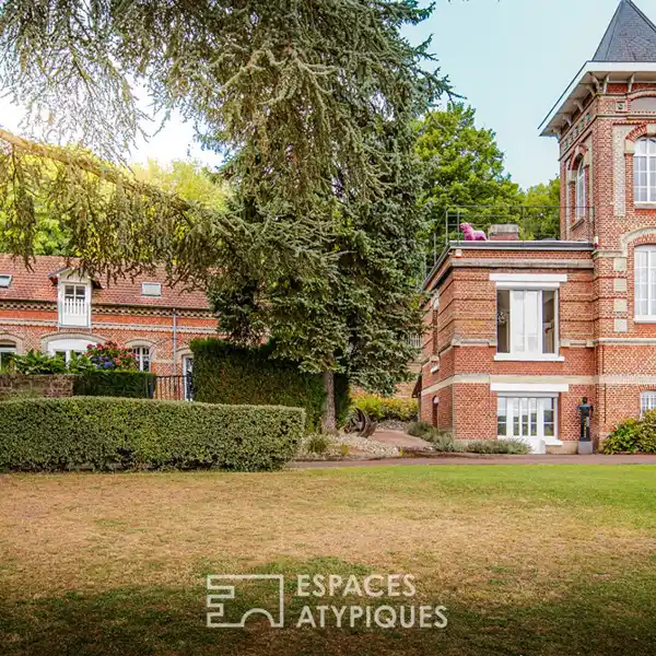 PRIVATE POND FRONT ESTATE WITH EXPANSIVE GROUNDS