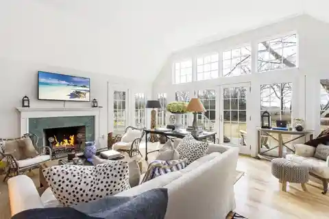 Pristine Recently Updated Rental Home