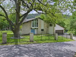 Mid-Century Retreat on Lake Austin