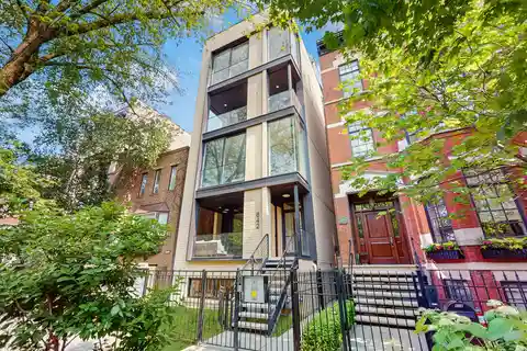 Single-family Feel in Boutique New Construction
