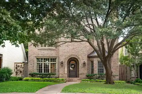 Beautiful Traditional Family Home