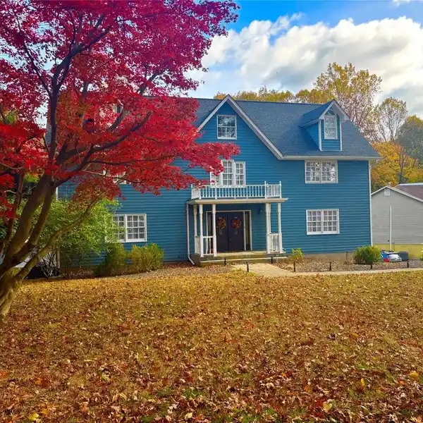 SPECTACULAR FARMHOUSE COLONIAL