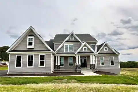 Move-in Ready Craftsman on Acreage