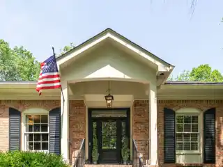 Privacy in a Prime Location