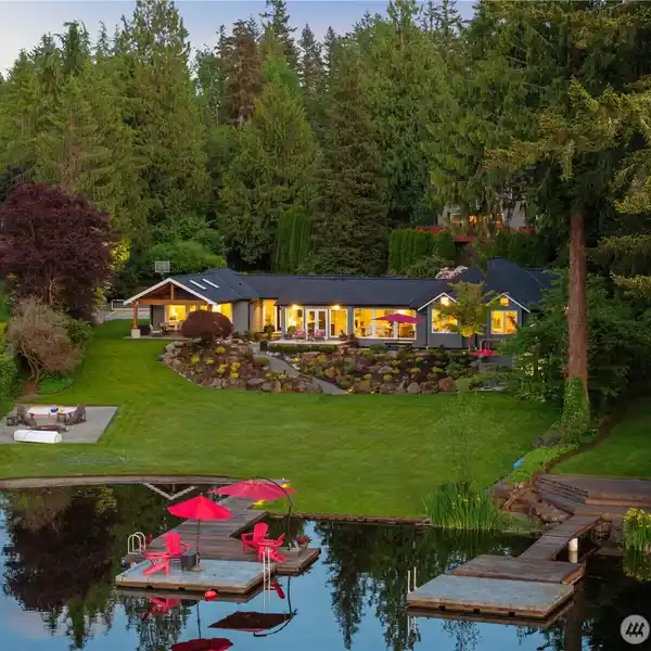 REMODELED LAKEFRONT RAMBLER