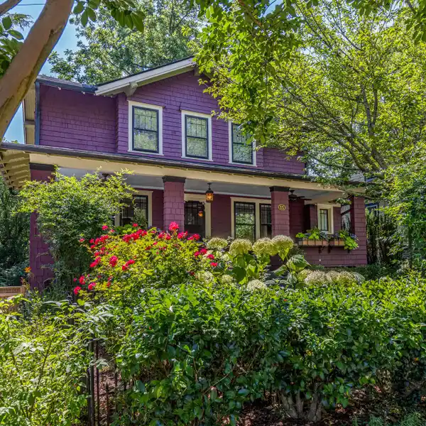 CLASSIC AND TASTEFULLY UPDATED CRAFTSMAN STYLE HOME