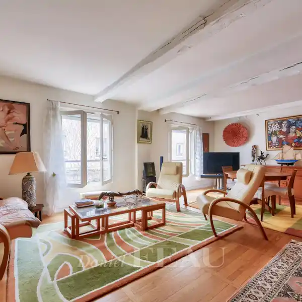 IDEAL PIED A TERRE IN A DESIRABLE LOCATION