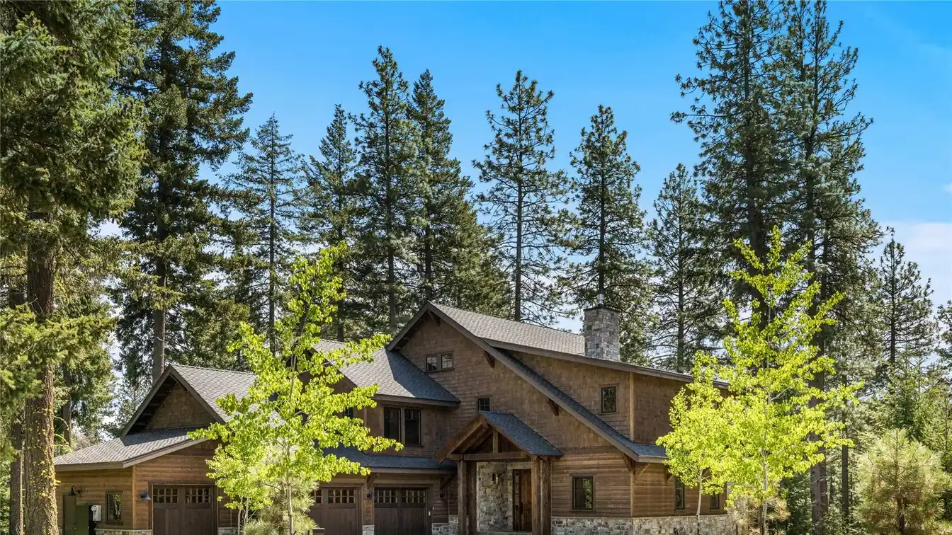 Alderwood Lodge - Luxury and Tranquility