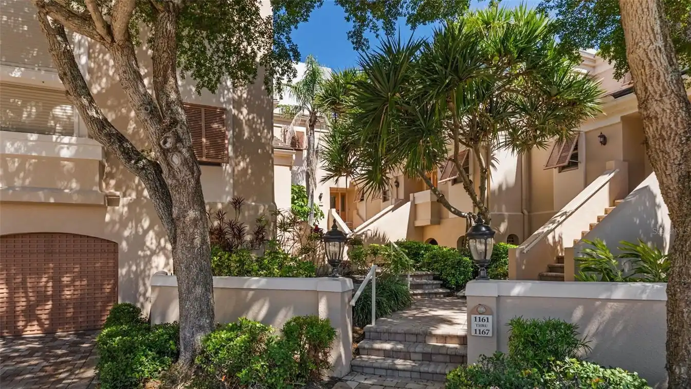 Rare Townhouse in a Charming Gulf-side Community