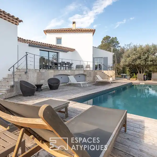 ARCHITECT'S HOUSE WITH PANORAMIC VIEW
