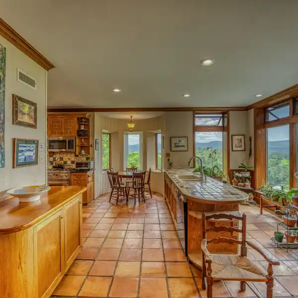 GEODESIC HOME ON 229 +/- ACRES