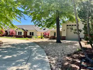 Beautiful Residence in Ideal Longview Estates Location