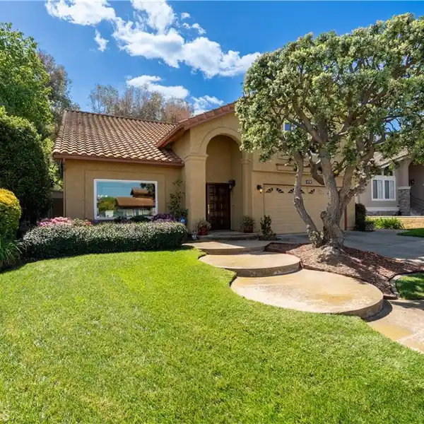 RARE GEM IN ANAHEIM HILLS ESTATES