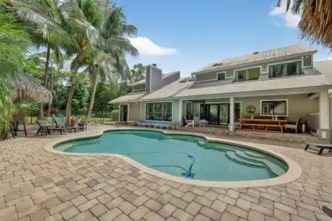 Tropical Oasis on 1.5 Acres