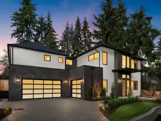 Modern Luxury in the Heart of West Bellevue