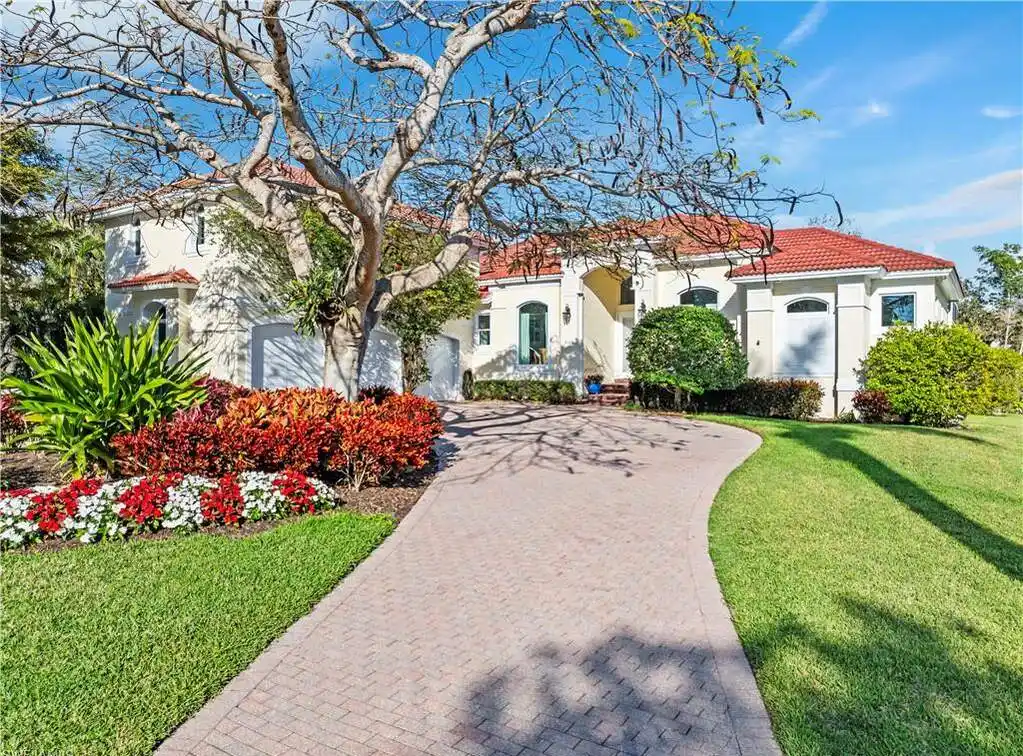 The Perfect Blend of Coastal Living and Modern Comfort