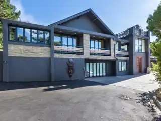 Ultimate Mansion Offering Connoisseur Living at Its Finest