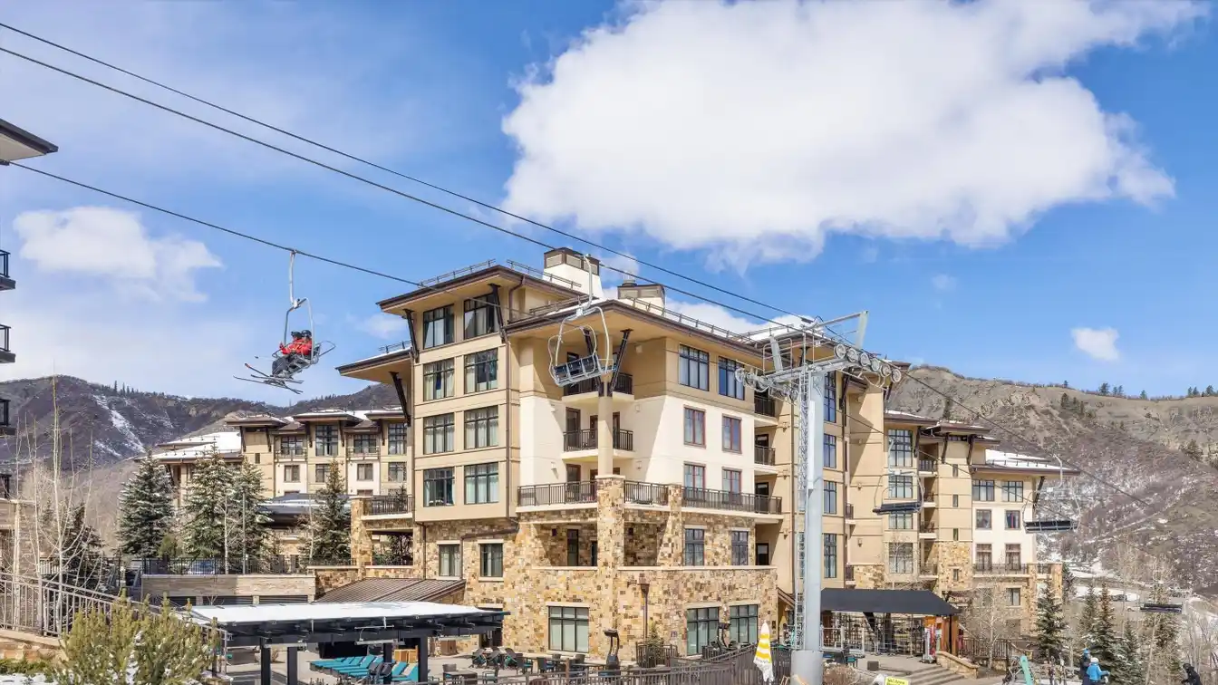 World Class Ski-in/ski-out Residence