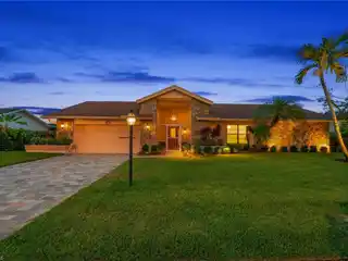 Golf Course Views with Private Pool Oasis